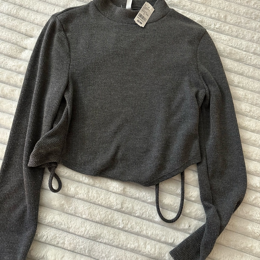 Bundle deal ! Cute going out tops for winter.